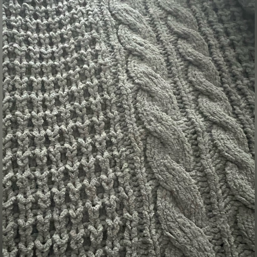 Never worn, ALTAR’D State chenille cable knit cardigan - Picture 4 of 7